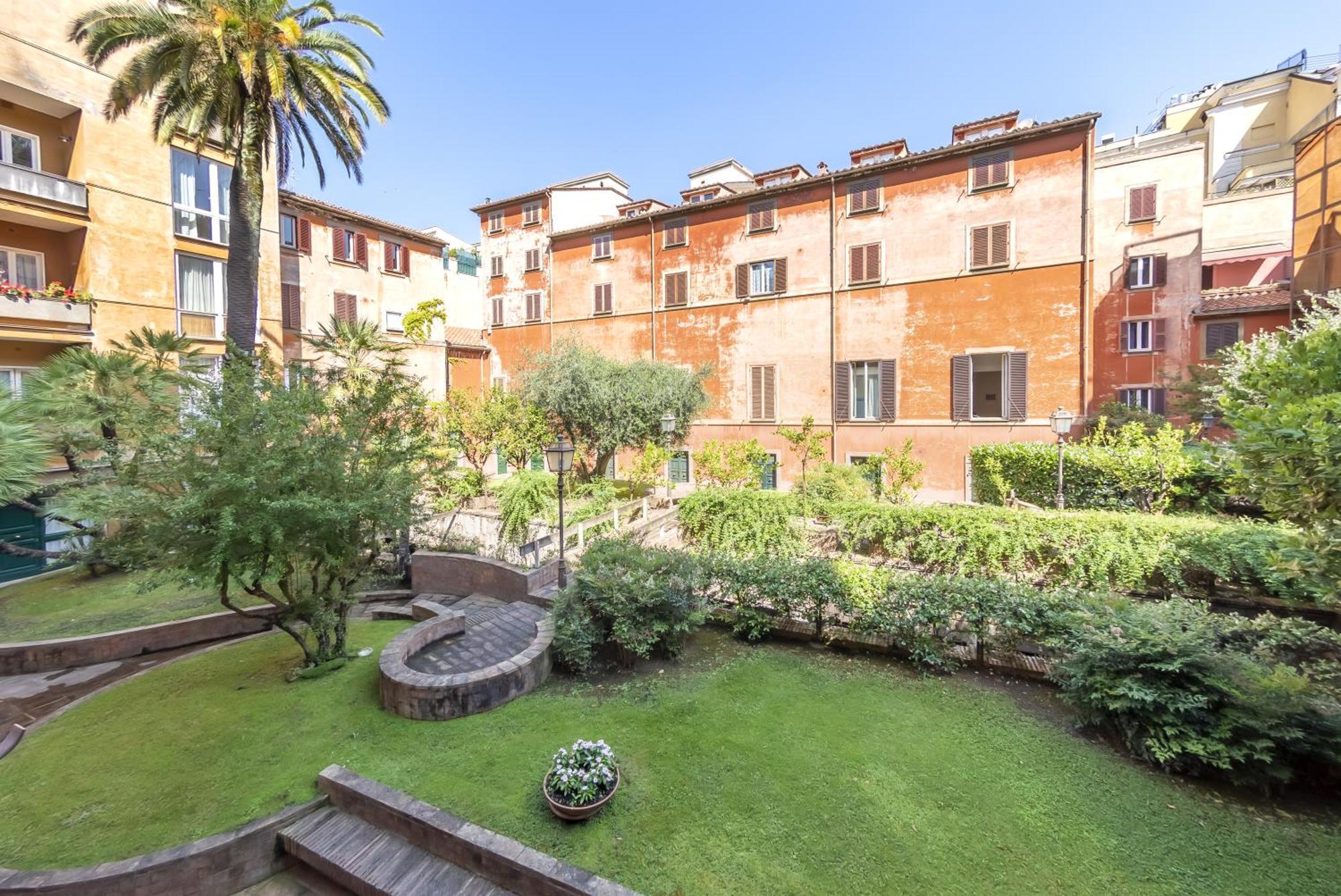 Giove In Trevi Apartment Rome Exterior photo